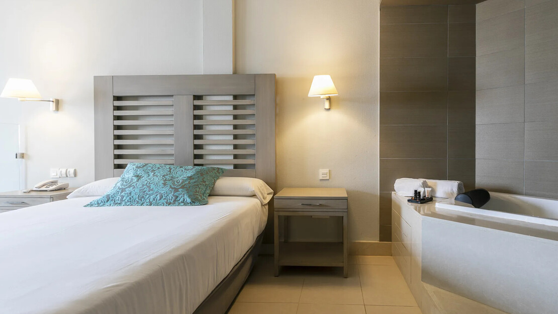 HD Beach Resort & Spa